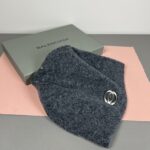 Comes with dust bag👒 Balenciaga 👒 Balenciaga official website quality in stock (non market ordinary goods, pay attention to details) autumn and winter new letter logo woolen hat, unisex knitted hat 🔥 Elegant temperament, warm and comfortable 👍 - Image 5