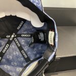 Gucci Classic Original Baseball Hat 😍 Counter 1:1 mold customization, highest version, original canvas lightweight and breathable! Physical shooting, suitable for both men and women in all seasons, with a basic head circumference of 56 and adjustable patch. - Image 7