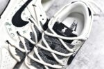 #NK SB Dunk Low 暴力熊系列-绑带米黄黑勾 周年高端定制 低帮休闲板鞋 SJ2068-291
#定制鞋盒 大厂纯原品质出货 超高清洁度 皮料切割干净无任何毛边 细节完美 
尺码：36 36.5 37.5 38 38.5 39 40 40.5 41 42 42.5 43 44 44.5 45 - Image 9