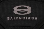 Balenciaga/巴黎世家 24Fw UNITY双环字母小挎包
原7900购入，第一时间拆解面料分析，采用日产品牌客定可再生短纤尼龙格纹面料，手感比普通尼龙面料更具有韧性，紧密度极高，万次开合实验，强效抗撕裂，经无氟DWR处理，可防泼水可容纳手机，钱包，卡片等物件，满足生活需求特定品牌YKK拉链拉头五金，拉链届的爱马仕，定制三分提花logo织带，独家开模插扣，激光刻印Logo，进口田岛机绣花，针线紧密饱满，完美还原，Spacermesh软垫背幅舒适而通风透气，轻量耐用，功能性多样，可日常搭配可户外
Size：18x7x24cm - Image 2