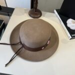 💰Gucci new wool top hat, flat top hat, made of 100% wool fabric 🦙%， Head circumference 57cm - Image 5