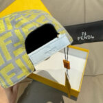 New shipment!Comes with box bag, Fendi's new original baseball cap, double F-jacquard, a perennial hot selling item at the counter, with excellent reputation. Customized 1:1 mold, original jacquard sail fabric+top layer cowhide, lightweight and breathable! Excellent quality, basic head circumference of 56, adjustable patch. - Image 8