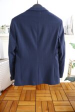 🔥 Aima 4/Her * esAutumn New Arrivals 📸 Casual and fashionable original suit set, with the brand's classic logo mark 👍🏻 Super generous, with lining design emphasizing perfect lines, perfectly blending the low-key and melancholic temperament of England with the exquisite and noble French style. A sleek and ergonomic cut, with a tall and handsome upper body, comfortable and slim fit, showcasing a gentlemanly demeanor. Selected suit fabric, with a soft and delicate touch, good luster and elasticity. Paired with this suit set, it is a great choice for stylish men. The silhouette and waist cinching cut add more comfort to their attire, making them look slim yet handsome! A must-have for trendy men! Counter size: S-XXL, shipped next day! - Image 4