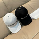 Comes with a box bag, Balenciaga classic original baseball cap, 1:1 custom mold, brand new 3D embroidery, exquisite and flawless! Original canvas fabric+top layer cowhide, meticulous workmanship, original factory quality, exclusive physical photography. - Image 9