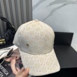 Gucci Classic Original Baseball Hat 😍 Counter 1:1 mold customization, highest version, original canvas lightweight and breathable! Physical shooting, suitable for both men and women in all seasons, with a basic head circumference of 56 and adjustable patch. - Image 5
