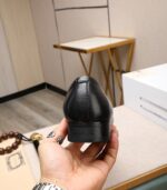Gucci leather shoes, loafers - Image 7