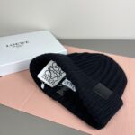 罗意威loewe官网经典款针织帽！小红书热卖爆款！穿搭神气！男女同款，加厚更保暖，时尚流行🌸质感一流，秋冬保暖最佳名品，赶紧订购哦，跑量款 - Image 8