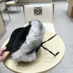 💰rada普拉达小众保暖雷锋帽防寒护耳毛绒鸭舌帽男女秋冬显脸小百搭棒球帽 - Image 7