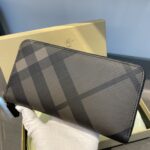 Burberry bags - Image 8