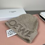 罗意威loewe官网经典款针织帽！小红书热卖爆款！穿搭神气！男女同款，加厚更保暖，时尚流行🌸质感一流，秋冬保暖最佳名品，赶紧订购哦，跑量款 - Image 4