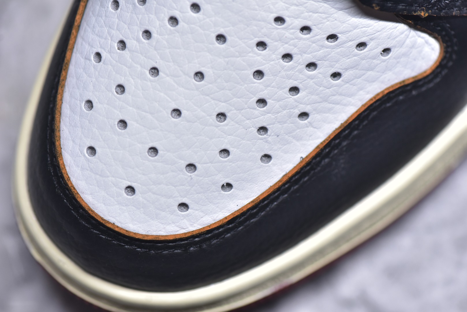 ▪细节鉴定
Union x Air Jordan 1 Retro High高帮aj1 乔丹一代经典复古运动篮球板鞋