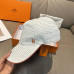 配盒子布袋，HERMÈS (爱马仕)原单棒球帽，经典H， 正品开模订制，原版透气帆布面料+头层牛皮，原厂精钢调节扣，做工细致，时尚帅气质量超赞！ - Image 5