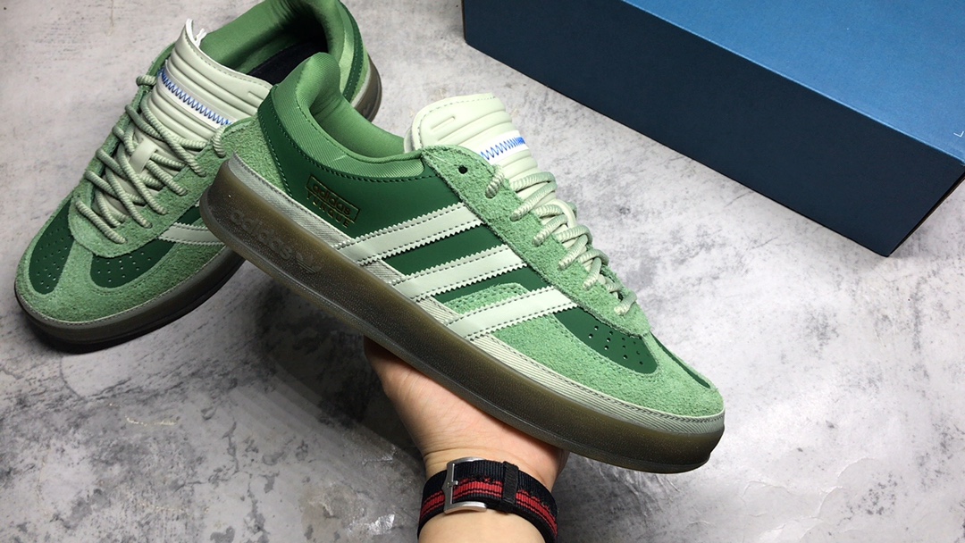 ▪公司级别
Bad Bunny x adidas originals GAZELLE INDOOR 舒适百搭 耐磨 低帮 板鞋 男女同款 绿色
JS5049