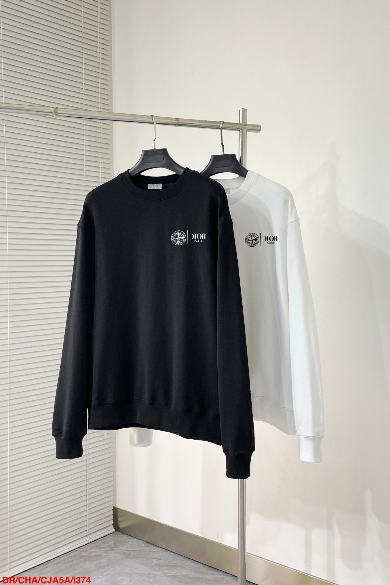 I374 DR 🔥 Dior DR 2025ss new heavyweight round neck hoodie is shipped!! Customized pure cotton fabric paired with current popular heavy industry craftsmanship, fine wiring, comfortable and super handsome upper body, unisex, size M-3XL