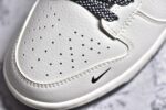 ▪️细节鉴定
NK SB Dunk Low 米白黑勾 低帮休闲板鞋