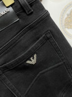 【Armani Jeans | Classic Denim, Embossed with Luxury DNA】 When streetwear meets haute couture, a pair of jeans can become a badge of status.
Deconstructing the language of denim with centuries-old craftsmanship, we infuse every inch of fabric with a modern attitude and luxurious details, making everyday wear a silent declaration of taste.
✨ A pair of jeans is an attitude, and even more so, a legacy.
It's not just a wardrobe essential, but also an interpretation of the brand's spirit—
"From suitcases to jeans, we have always defined the boundaries of luxury with the ultimate craftsmanship."
Sizes: 28-42 - Image 5