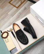 Gucci leather shoes, loafers - Image 9
