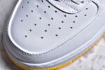 ▪️细节鉴定
Kobe x Air Force 1 Low 白黄紫