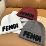 Fendi FENDI Knitted Hat 😘 😱 Simple and elegant 👍  The tight knitting method is very thick, soft and comfortable 🙈 Warm and stylish ❤️ can't bear to put it down 👍 Dear, hurry up and get it 👍😘 Same gender design! - Image 9