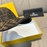 Comes with a box bag and Fendi's new original baseball cap, featuring a double F jacquard pattern. It is a hot selling item at the counter and has an excellent reputation for its retro double F jacquard pattern. The 1:1 mold is customized with the original jacquard sail fabric and top layer cowhide, making it lightweight and breathable! Excellent quality, basic head circumference of 56, adjustable patch, must buy item as shown in the picture! - Image 5