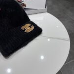 Chanel香奈儿秋冬网红时尚博主推荐款毛线帽，小红书爆款，手感超柔软舒适的针织线帽，弹性极佳！ - Image 4