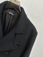 TF Tom Ford 2025 Autumn/Winter Men's Cashmere Coat: Defining Elegant Style with IngenuityOn the advanced path of autumn and winter wardrobes, a coat that combines texture and design is the core item that interprets taste. Tom Ford's new men's cashmere coat for autumn and winter 2025 continues the brand's commitment to luxury aesthetics, blending superior materials with exquisite tailoring to create a classic dressing choice for contemporary men that transcends occasions.The fabric serves as the cornerstone of texture, and this coat is made from imported Australian cashmere wool, sourced from high-quality Merino sheep wool fibers in Australia. The diameter is delicate and naturally curly, and after exquisite craftsmanship, it is woven into a fabric that combines a soft and skin friendly touch with excellent warmth. This fabric not only has excellent drape and can naturally fit the body's lines, but also has good wrinkle resistance and moisture wicking ability. Even in dry autumn and winter, it can maintain a comfortable and firm wearing experience.In terms of design, the mid to long silhouette balances warmth and body shaping effects, with a length that covers the hips perfectly, avoiding the thinness of the short silhouette and eliminating the need to worry about the drag of the long silhouette, making it suitable for various body types. The highlight is the back waistband design, which continues Tom Ford's precise control of line balance - presenting a relaxed and elegant casual posture when loosened, and outlining a sharp waistline when fastened, breaking the dullness of traditional coats and hiding design ingenuity in the minimalist silhouette.From formal attire for business commuting to casual wear for casual occasions, this coat can seamlessly adapt. Paired with a shirt and trousers, it is a low-key and introverted workplace style; Paired with a knitted sweater and casual pants, it reveals a calm and composed daily taste. The design language without exaggerated logos is precisely the embodiment of the brand's "low-key luxury" concept, making texture the best business card.Tom Ford's men's cashmere coat for autumn and winter 2025, with the natural luxury of Australian cashmere wool as the bone and the exquisite design of the back and waist as the soul, creates a wardrobe collection that can travel through time.Size: M-3XL - Image 4