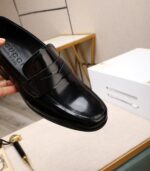 Gucci leather shoes, loafers - Image 8