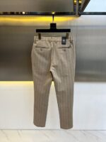 Vers Versace and SS Autumn/Winter New Men's Business Plush Thick Casual Pants, Platinum level Perfect Appearance, Directly Entering the Counter Nature, Extremely Unbeatable Micro Elastic Fabric Casual Pants, is a rare item in the industry in recent years. The quality, craftsmanship, fabric, and accessories subvert imagination, and the details are exquisite and exquisite. Customized original elastic cotton fabric! Creating a rebellious and tough personality color, the unique logo adds a lot of points, clever and exquisite, and the cutting and design continue the modern simplicity and efficiency of Italian style, bringing the tone of fashion aesthetics to the extreme. 29-38 None 35.37 (please indicate waist circumference when placing an order) - Image 2