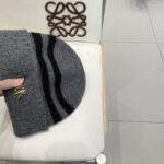 Dior迪奥小众条纹秋冬保暖毛线帽女2025新款显脸小撞色针织帽时尚冷帽 - Image 6