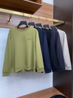 Kiton 2025FW men's autumn and winter wool base hoodie base outer sweater knit sweater casual daily wear item! The upper body decoration and customized fabrics perfectly integrate fashion aesthetics with the concept of new urban business and leisure. Different styles are available for you to choose from: classic styles unlock versatile styles that are simple yet not simple, with details showcasing quality. I want both warmth and grace. Breaking conventions and revealing oneself. The trend is fleeting, the style remains light and comfortable, and the movement is effortless. The aura is fully open, and the must-have battle robe in the workplace leads the trend. Wearing it, you are not afraid to challenge your youthful vitality. The cost-effective choice fully interprets the Italian style of competence and outdoor functional style, creating a unique and harmonious style. The overall outline tends towards a simple style, and the personalized and elegant detail processing enriches the overall visual experience. Excellent high attendance rate for wardrobe business and leisure! Encountered but not sought after! 48-56 (Please report height and weight when placing an order) - Image 9