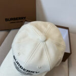 BURBERRY巴宝利早春新款棒球帽，简约尚时风，男女同款！高质品，尊享品质感！ - Image 3