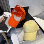 防尘袋
👒罗意威👒LOEWE新款原标设计棒球帽🧢质感超好，外部线条定位标准，做工精细，简约大气低价走量！ - Image 4