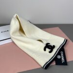 Chanel官网品质香奈儿秋冬网红时尚博主推荐款毛线帽，小红书爆款，手感超柔软舒适的针织线帽，弹性极佳！ - Image 2