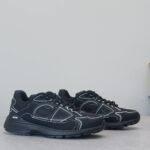 𝐂𝐇𝐑𝐈𝐒𝐓𝐈𝐀𝐍 𝐃𝐈𝐎𝐑 𝐁𝟯𝟬 迪奥最新火爆情侣休闲鞋【撞脸NB？现已是D奥B30】时代 顺应复古市场趋势的「Dad Shoes」风格鞋款！ 鞋舌上的Dior标志，也注明了这双鞋的型号为 B30！运用了质感细腻的皮革与网眼布面材 质拼接成鞋身，鞋身两侧贴有显眼的反光字母CD表明身份，鞋身多处线条勾勒细节，让鞋子整体看起来不那么单调。搭载奶油色EVA、橡胶混合大底，复古风十足 Size：女码35-39（40定做不退换） 男码39-44（45/46定做不退换） - Image 6