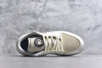 ▪🐼权威实拍💯#A
新货🚀#Air Jordan AJ1 Low 低帮 白棕 IB8855-121 全新流水线出品 唯一平替选择 市场第二梯队最强版 全部原鞋开发 原楦原纸板开发 全鞋电脑针车 原厂内置全掌气垫 原盒内在原标 唯一Zp原版鞋带绑法 免检产品 全新2022版型 全头层皮料 完美零毛边处理 原厂配置全掌气垫 价格定位良心 几十个配色陆续出货 实拍调校N版已经零色差零失真 百分百还原实物色彩所见即所得 不存在货不对板色差等低级问题 选购参考实物拍摄 不混卖不参货 只用心做好货严格选品 承诺混一赔十 SIZE：36 36.5 37.5 38 38.5 39 40 40.5 41 42 42.5 43 44 44.5 45 46 - Image 4