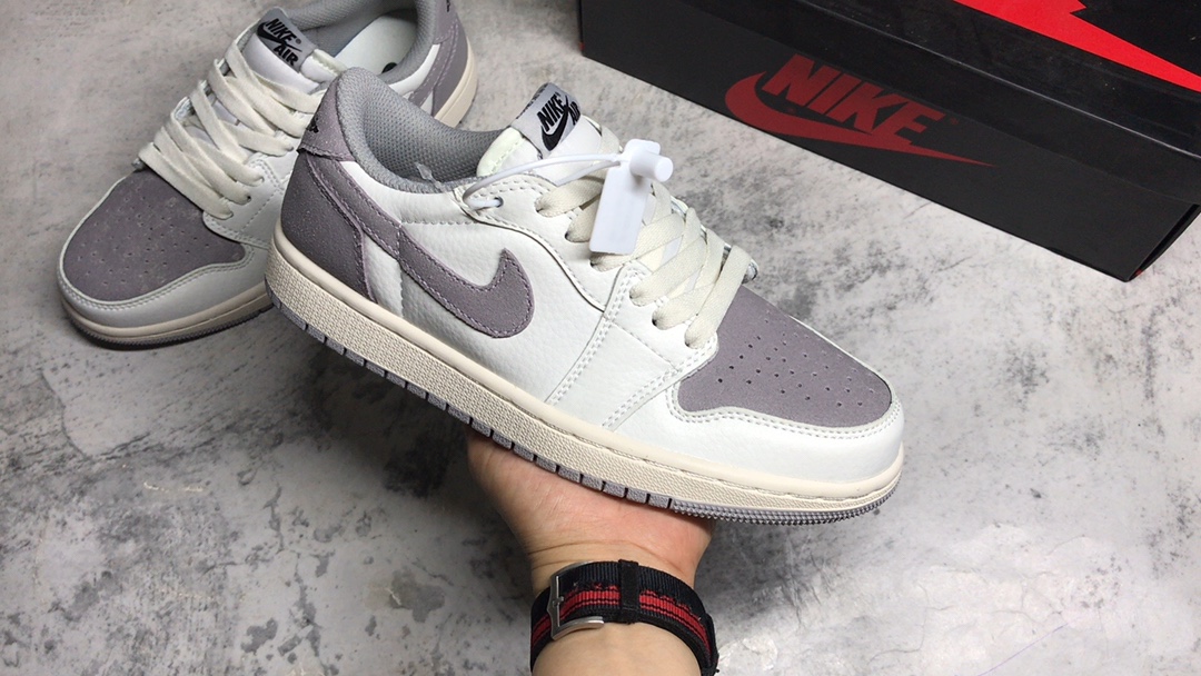 ▪特价福利
Air Jordan 1 低帮 复古篮球鞋