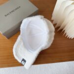 Balencia * a new Balenciaga baseball cap🧢 A simple, fashionable, super unbeatable and beautiful hat! - Image 8
