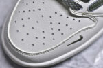 ▪细节鉴定
Travis Scott x Fragment Design x Air Jordan 1 Low OG SP AJ1 联名款 低帮文化休闲板鞋