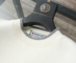 The 2025 Mongolian autumn and winter new sweater, the classic badge of the Moncler series, is made of luxurious fabrics to create a contemporary style. A Mongolian sweater that can be worn outside is not only warm, but also stylish. It is a fashionable winter armor for players. The wool blend material is soft and skin friendly, and the smooth lines and strong contrast color matching make it more trendy and dynamic. The combination of urban feeling and outdoor skills breaks the dullness of winter. Your winter style is still missing a Mongolian Logo sweater.Counter size: M~3XLRecommended codes for height and weight that can be reported - Image 5