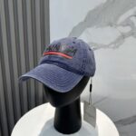 New Balencia * a Balenciaga baseball capIn-stock instant shipping 🧢 A simple, fashionable, super unbeatable and beautiful hat! Couple style!