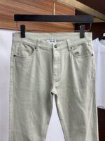 The new customized five bag casual trousers for BC 2025 spring and summer counters are cleanly cut, with a strong urban style. They are made of high-end spun fabric with a soft, sticky and dry feel, and have a crisp and stylish upper effect. Exquisite hardware, very attractive for business and leisure. With so many top-notch materials, it creates a high-end product with unparalleled value, which is the first choice for high-end trendy and fashionable peopleSize: 30-38 - Image 3