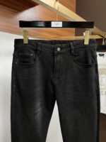 【Armani Jeans | Classic Denim, Embossed with Luxury DNA】 When streetwear meets haute couture, a pair of jeans can become a badge of status.
Deconstructing the language of denim with centuries-old craftsmanship, we infuse every inch of fabric with a modern attitude and luxurious details, making everyday wear a silent declaration of taste.
✨ A pair of jeans is an attitude, and even more so, a legacy.
It's not just a wardrobe essential, but also an interpretation of the brand's spirit—
"From suitcases to jeans, we have always defined the boundaries of luxury with the ultimate craftsmanship."
Sizes: 28-42 - Image 4