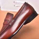 Gucci leather shoes, loafers - Image 6