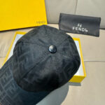 Comes with a box bag and Fendi's new original baseball cap, featuring a double F jacquard pattern. It is a hot selling item at the counter and has an excellent reputation for its retro double F jacquard pattern. The 1:1 mold is customized with the original jacquard sail fabric and top layer cowhide, making it lightweight and breathable! Excellent quality, basic head circumference of 56, adjustable patch, must buy item as shown in the picture! - Image 5