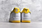 ▪️🐼权威实拍💯#AD42510
新货🚀#S版纯原 Kobe x Air Force 1 Low 白黄紫
原楦头原纸板 打造纯正空军版型 专注外贸渠道 全掌内置蜂窝气垫 #原盒配件 原厂中底钢印、拉帮完美 官方同步上架
货号：FZ1151-100
尺码：40-48 - Image 5