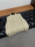 The latest fashion trend effect, fashionable charm, elements, and modern street style of the 2025 autumn and winter new knitted wool sweater long sleeved sweater blend together to create a "heavenly official's work" with full beauty Customer supplied knitted wool fabric! Flat series design! The touch is smooth and delicate, and the breathable and comfortable feeling is impeccable The minimalist and fashionable design comes from the latest techniques of trendy fashion, showcasing avant-garde and unique personality A must-have item for fashionistas to express the meticulous fashion atmosphere of the new season 👫 Same gender design. Size: M-3XL - Image 7