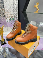 Louis Vuitton trainer boots - Image 7