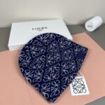 罗意威loewe官网经典款针织帽！小红书热卖爆款！穿搭神气！男女同款，加厚更保暖，时尚流行🌸质感一流，秋冬保暖最佳名品，赶紧订购哦，跑量款 - Image 2