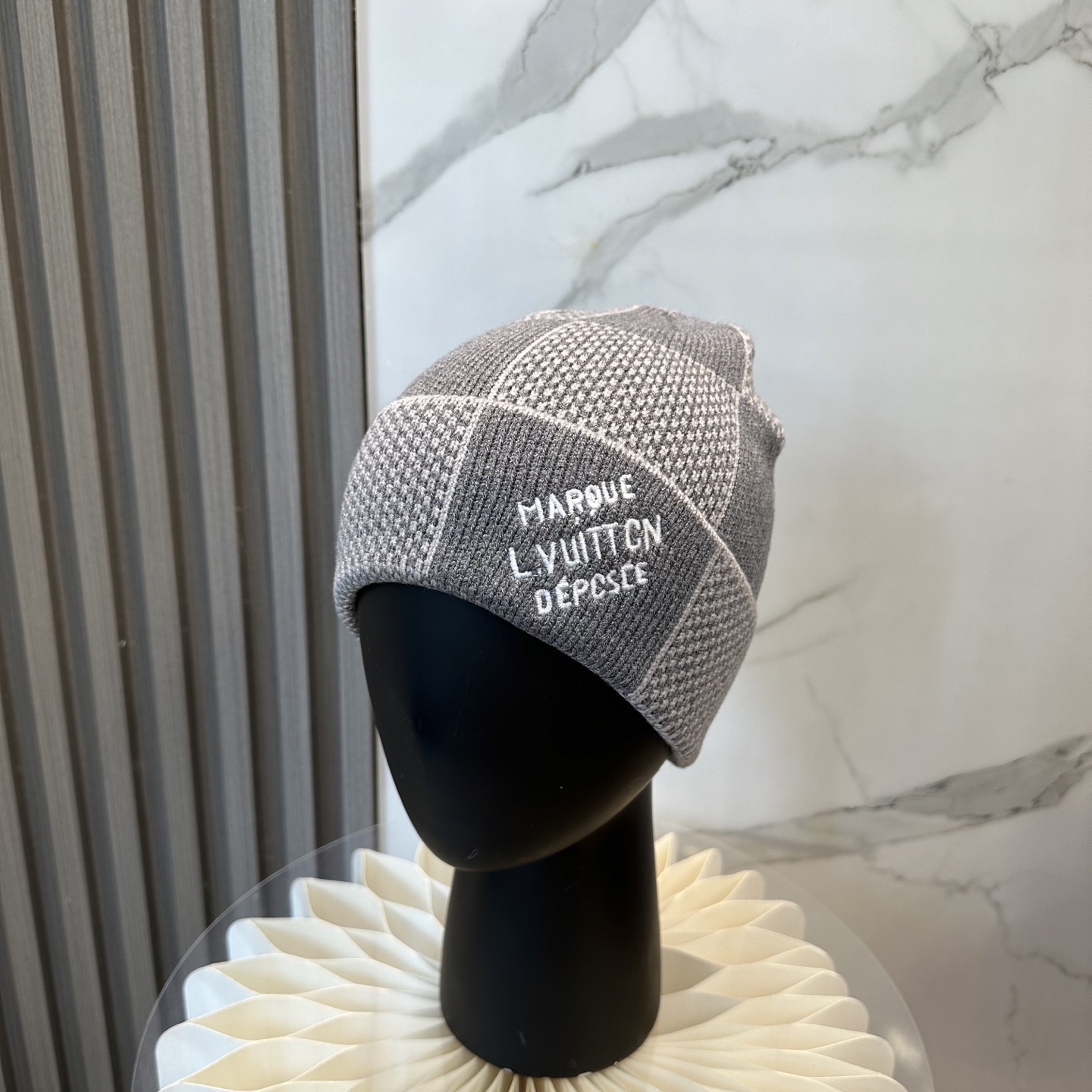 💛配防尘袋。【lv 路易威登】2025新款大牌刺绣针织毛线帽，男女款～时尚简约#保暖款