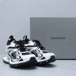 Balenciaga 巴黎世家 新款 弹簧鞋 增高 高跟 老爹鞋 运动鞋 复古做旧老爹鞋 Balenciaga X-Pander 巴黎世家 官方发售 正确字体电绣 粗细、位置、大小正确侧边TPU 透气孔匹配意产原版正确气垫分离大底，TPU软底 原版一致"Balenciaga" 大底LOGO 立体感十足原厂皮料水洗做旧  采购原厂网纱
🌵Size：35-46 - Image 2